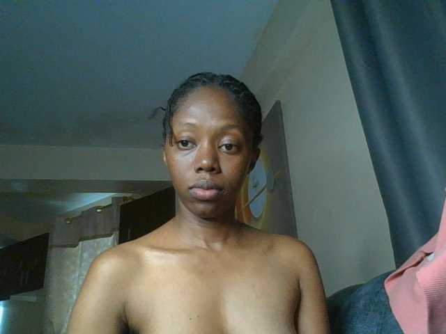 SexyAmelia1 live cam on BongaCams