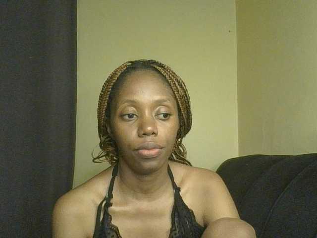 SexyAmelia1 live cam on BongaCams