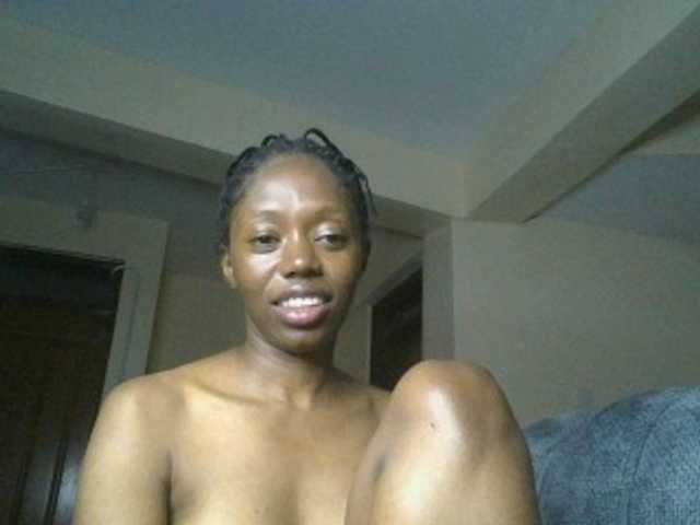 SexyAmelia1 live cam on BongaCams