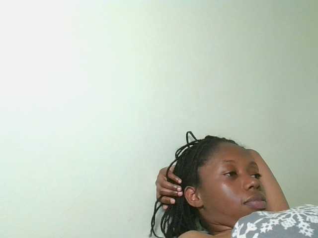 SexyAmelia1 live cam on BongaCams