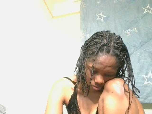 SexyAmelia1 live cam on BongaCams