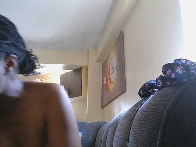 SexyAmelia1 live cam on BongaCams