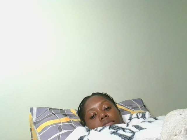 SexyAmelia1 live cam on BongaCams