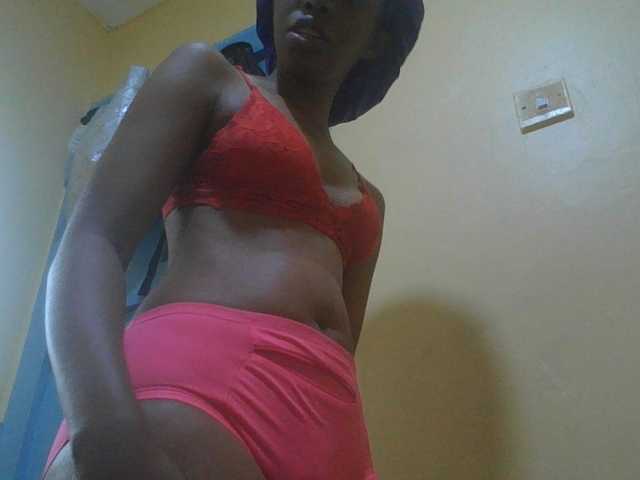SexyAmelia1 live cam on BongaCams
