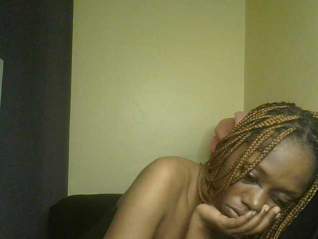 SexyAmelia1 live cam on BongaCams