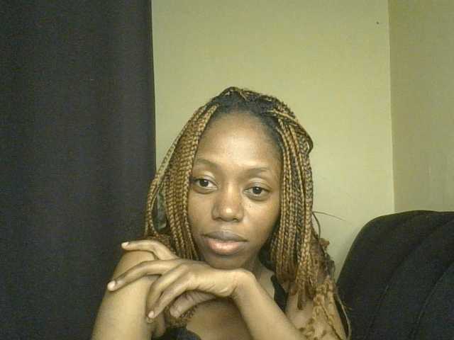 SexyAmelia1 live cam on BongaCams