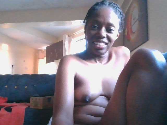 SexyAmelia1 live cam on BongaCams