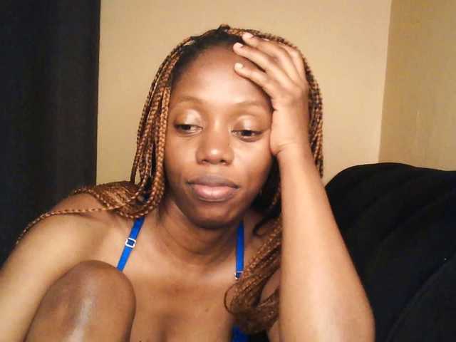 SexyAmelia1 live cam on BongaCams