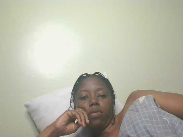 SexyAmelia1 live cam on BongaCams