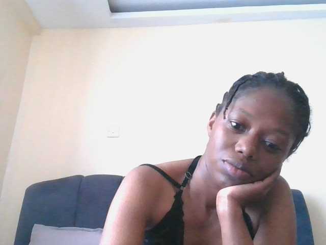 SexyAmelia1 live cam on BongaCams