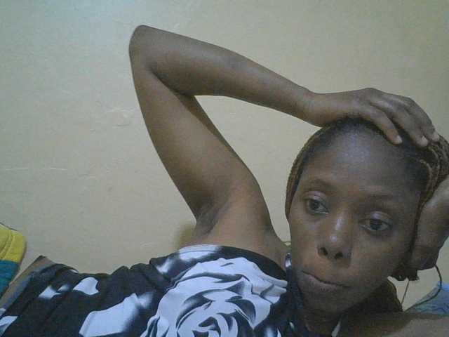 SexyAmelia1 live cam on BongaCams