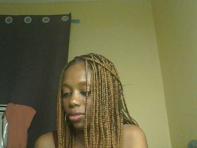 SexyAmelia1 live cam on BongaCams