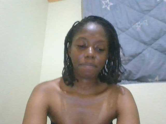 SexyAmelia1 live cam on BongaCams