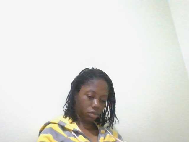 SexyAmelia1 live cam on BongaCams