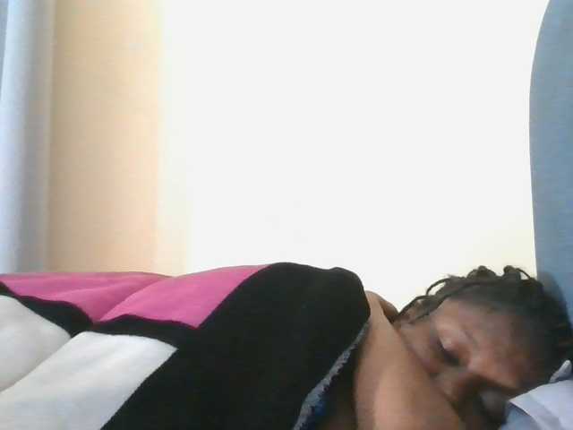 SexyAmelia1 live cam on BongaCams