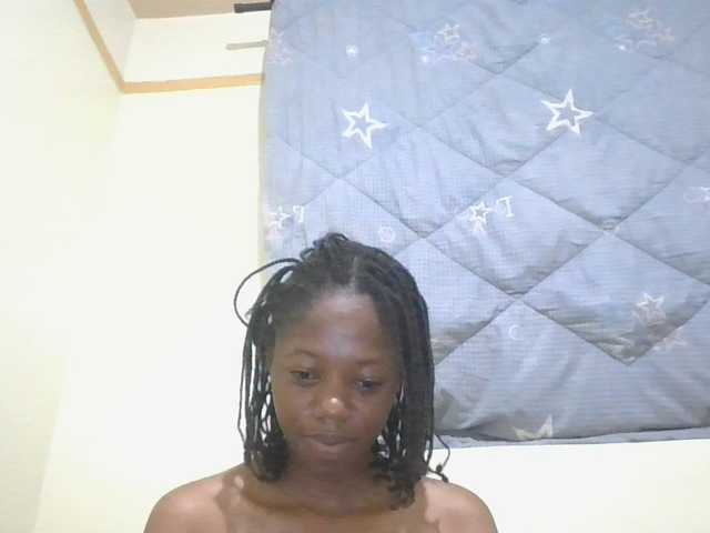SexyAmelia1 live cam on BongaCams