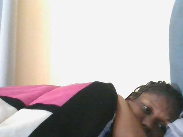 SexyAmelia1 live cam on BongaCams