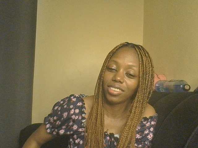SexyAmelia1 live cam on BongaCams