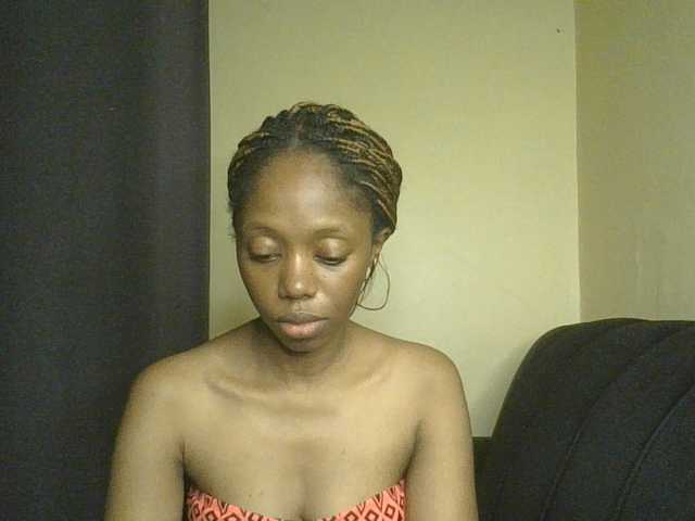 SexyAmelia1 live cam on BongaCams