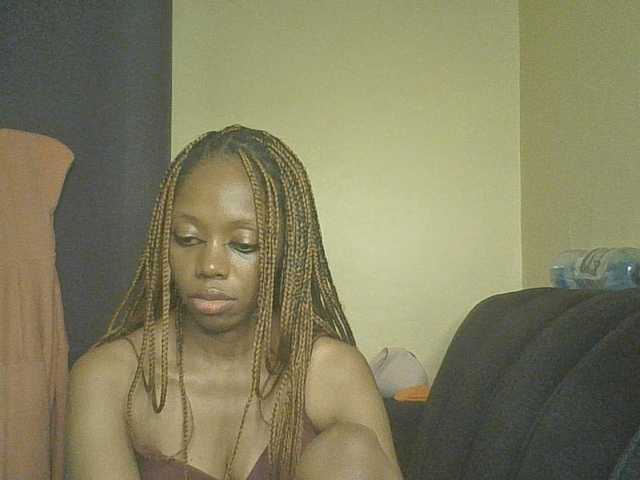 SexyAmelia1 live cam on BongaCams