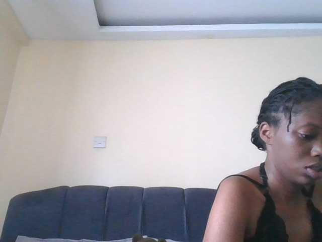 SexyAmelia1 live cam on BongaCams