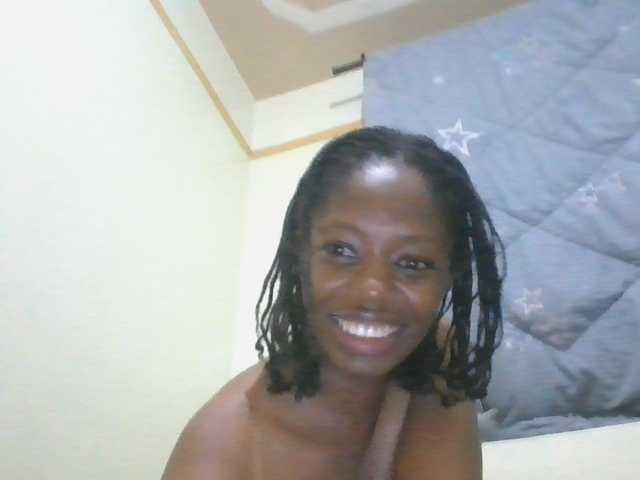 SexyAmelia1 live cam on BongaCams