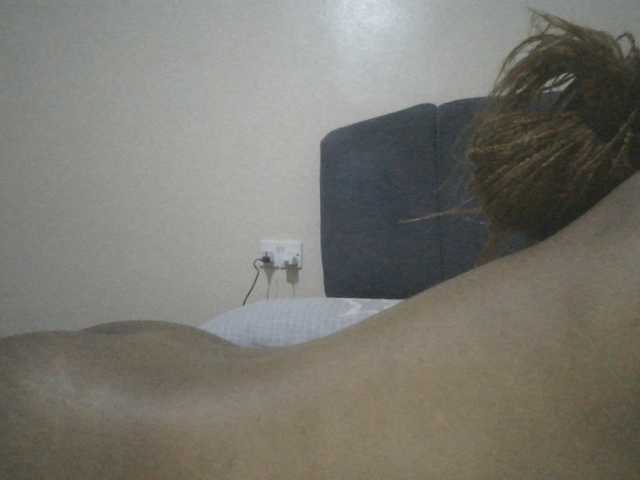 SexyAmelia1 live cam on BongaCams