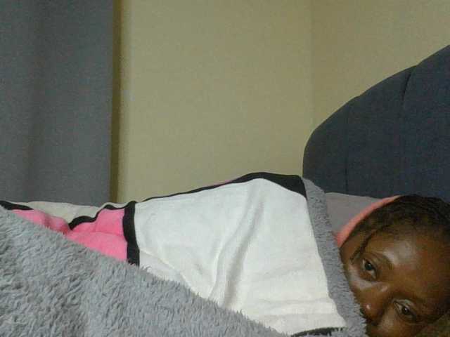 SexyAmelia1 live cam on BongaCams