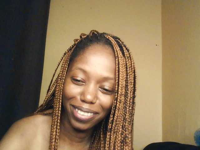 SexyAmelia1 live cam on BongaCams