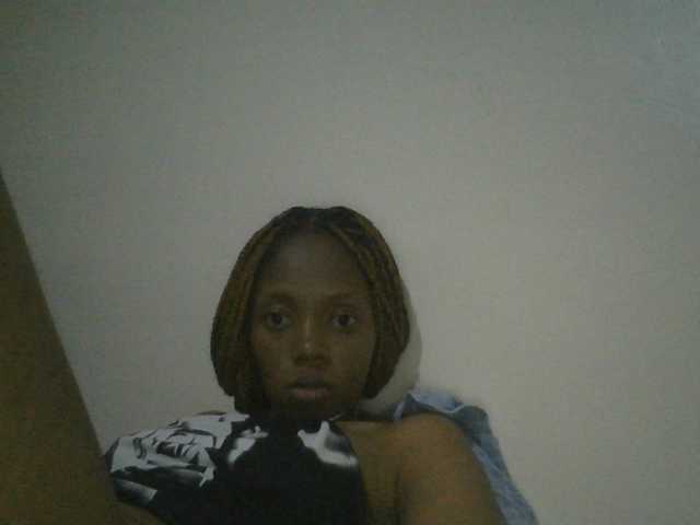 SexyAmelia1 live cam on BongaCams