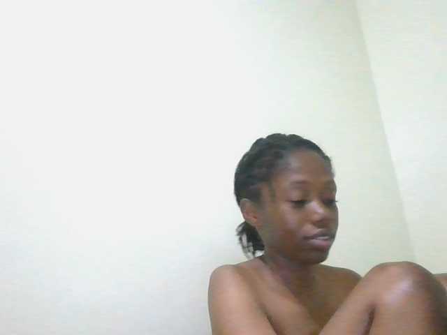 SexyAmelia1 live cam on BongaCams