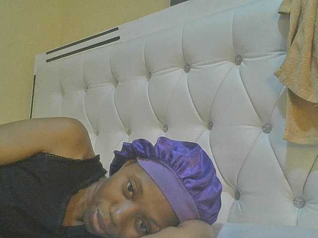 SexyAmelia1 live cam on BongaCams