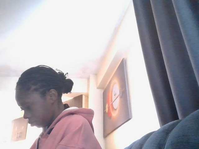 SexyAmelia1 live cam on BongaCams