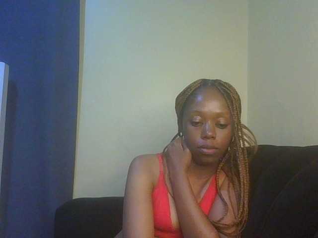 SexyAmelia1 live cam on BongaCams