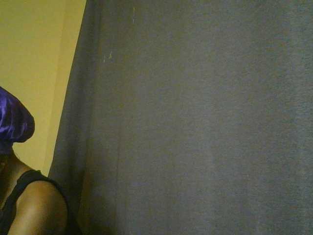 SexyAmelia1 live cam on BongaCams