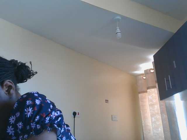 SexyAmelia1 live cam on BongaCams