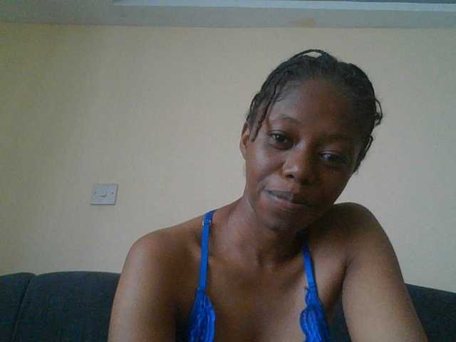 SexyAmelia1 live cam on BongaCams