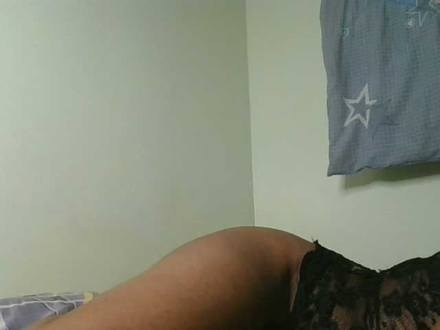SexyAmelia1 live cam on BongaCams