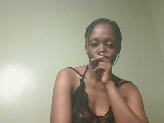 SexyAmelia1 live cam on BongaCams