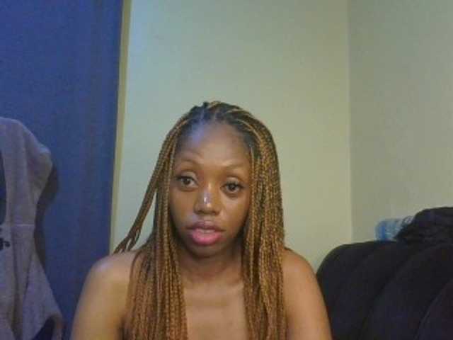 SexyAmelia1 live cam on BongaCams