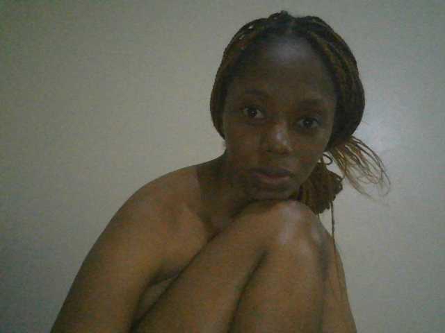 SexyAmelia1 live cam on BongaCams