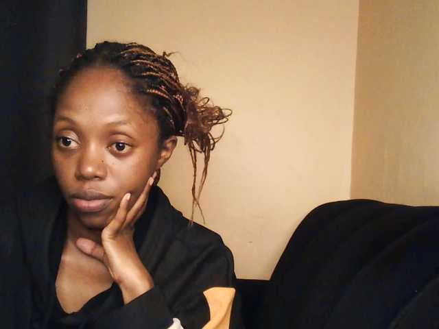 SexyAmelia1 live cam on BongaCams