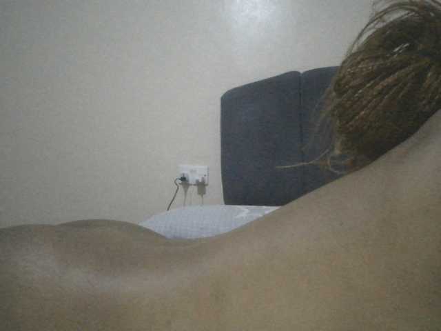 SexyAmelia1 live cam on BongaCams