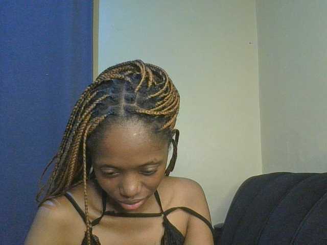 SexyAmelia1 live cam on BongaCams