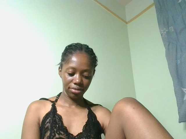 SexyAmelia1 live cam on BongaCams
