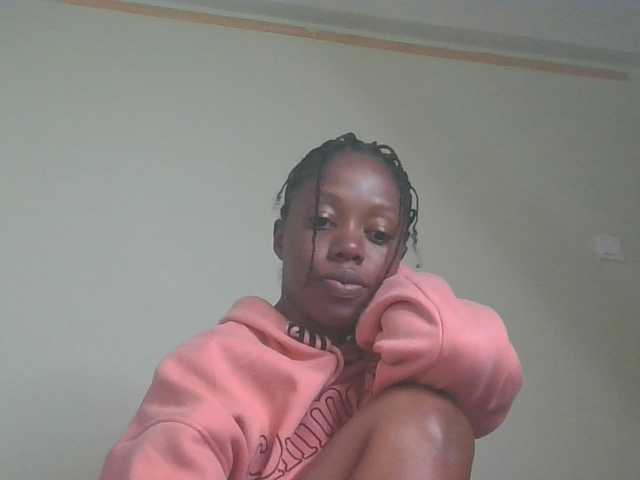 SexyAmelia1 live cam on BongaCams