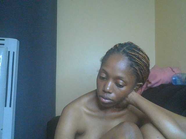 SexyAmelia1 live cam on BongaCams