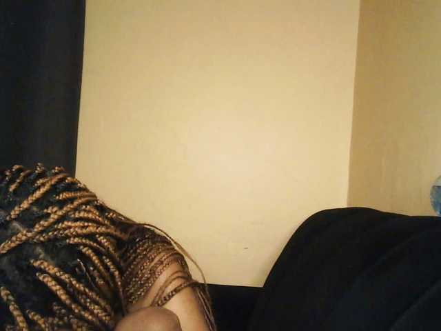 SexyAmelia1 live cam on BongaCams