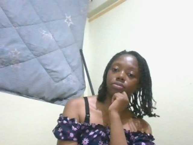 SexyAmelia1 live cam on BongaCams