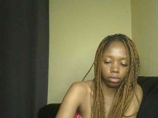 Monrax's cam show statistics and live stream